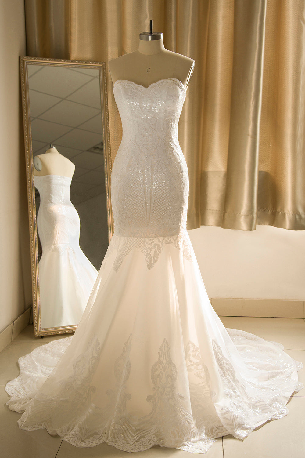 Chic Strapless Sweetheart Ivory Mermaid Prom Dresses Sleeveless Appliques Sequined Evening Dresses On Sale - Fashionpara