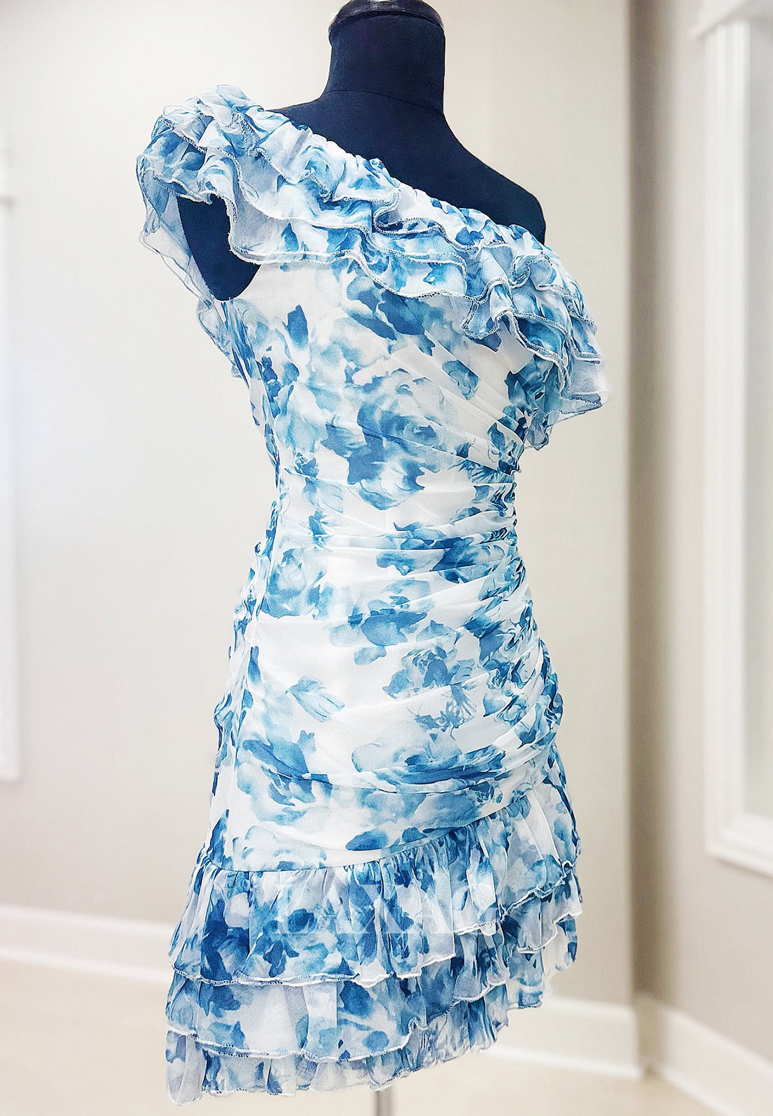 Asymmetrical-Neck Sleeveless Print-Chiffon Tiered Mermaid Party Homecoming Dress