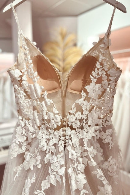 Classic V-Neck Spaghetti Strap Sleeveless A-Line Lace Bridal Gown - Fashionpara