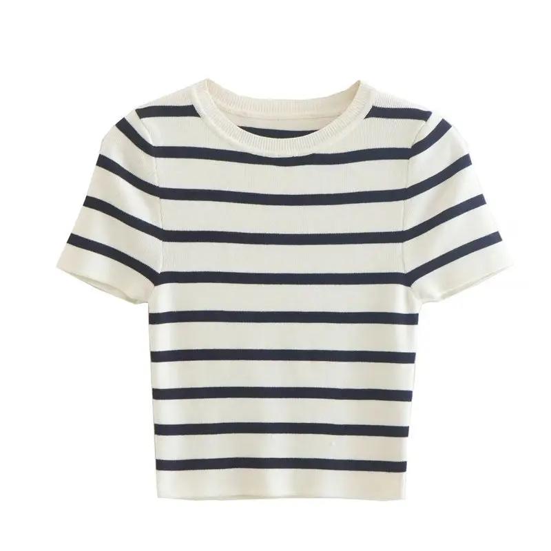 Classy Stripe Print Crew Neck Short Sleeve Knitted Crop Top - Black  Fashionpara