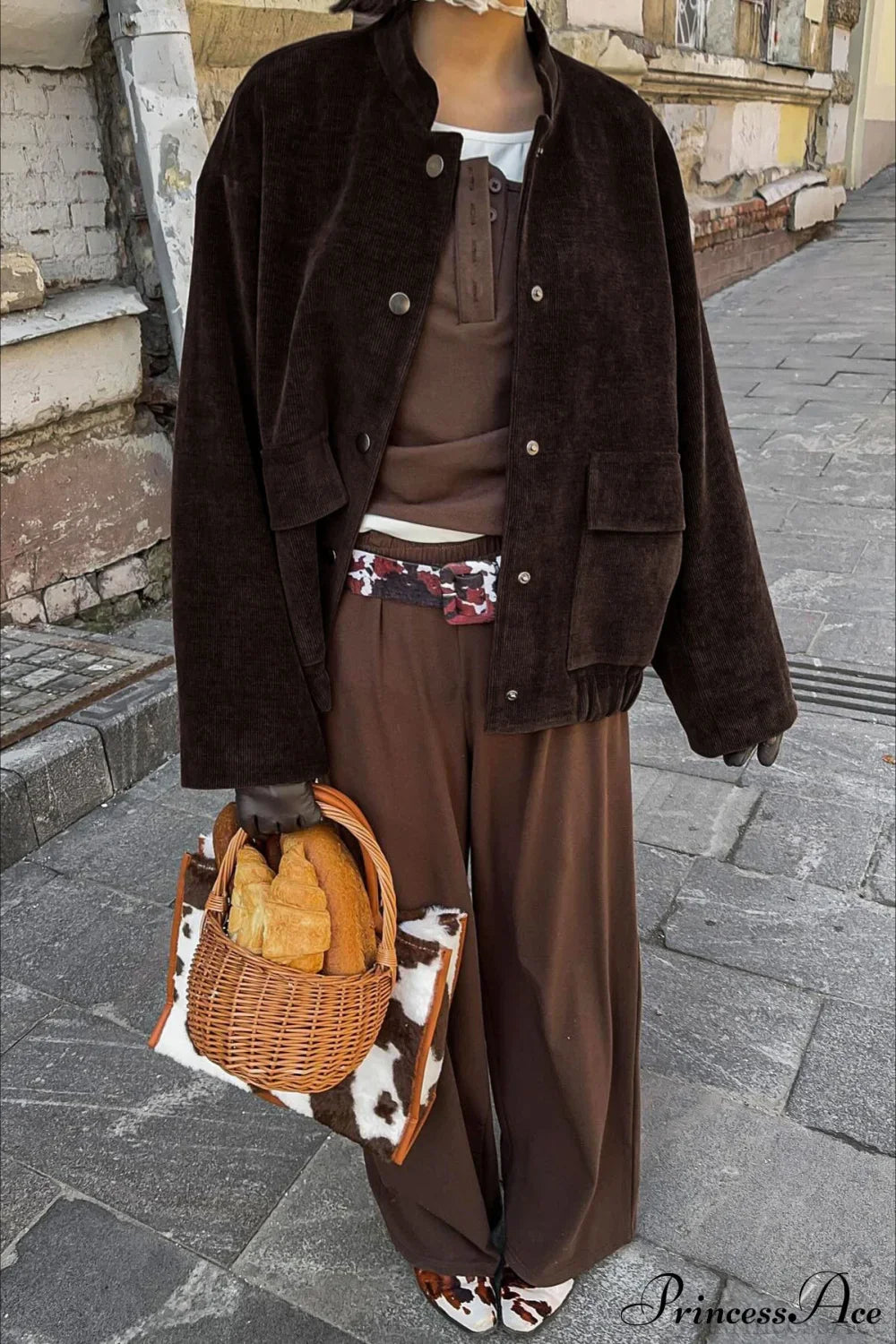 Stylish Corduroy Retro Jacket for Timeless Fashion Appeal