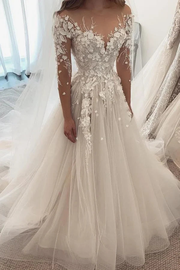 Elegant A-Line Sweetheart Long Sleeve Tulle Wedding Dress With Appliques Lace