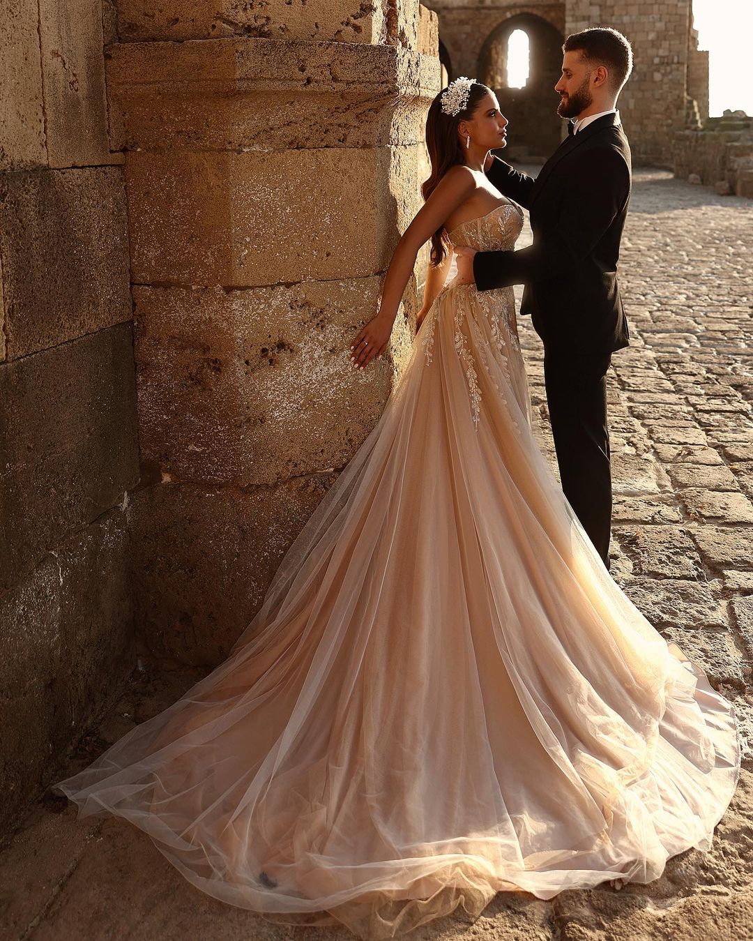 Designer Sweetheart Long A-line Glittering Lace Wedding Dress with High Slit - Fashionpara