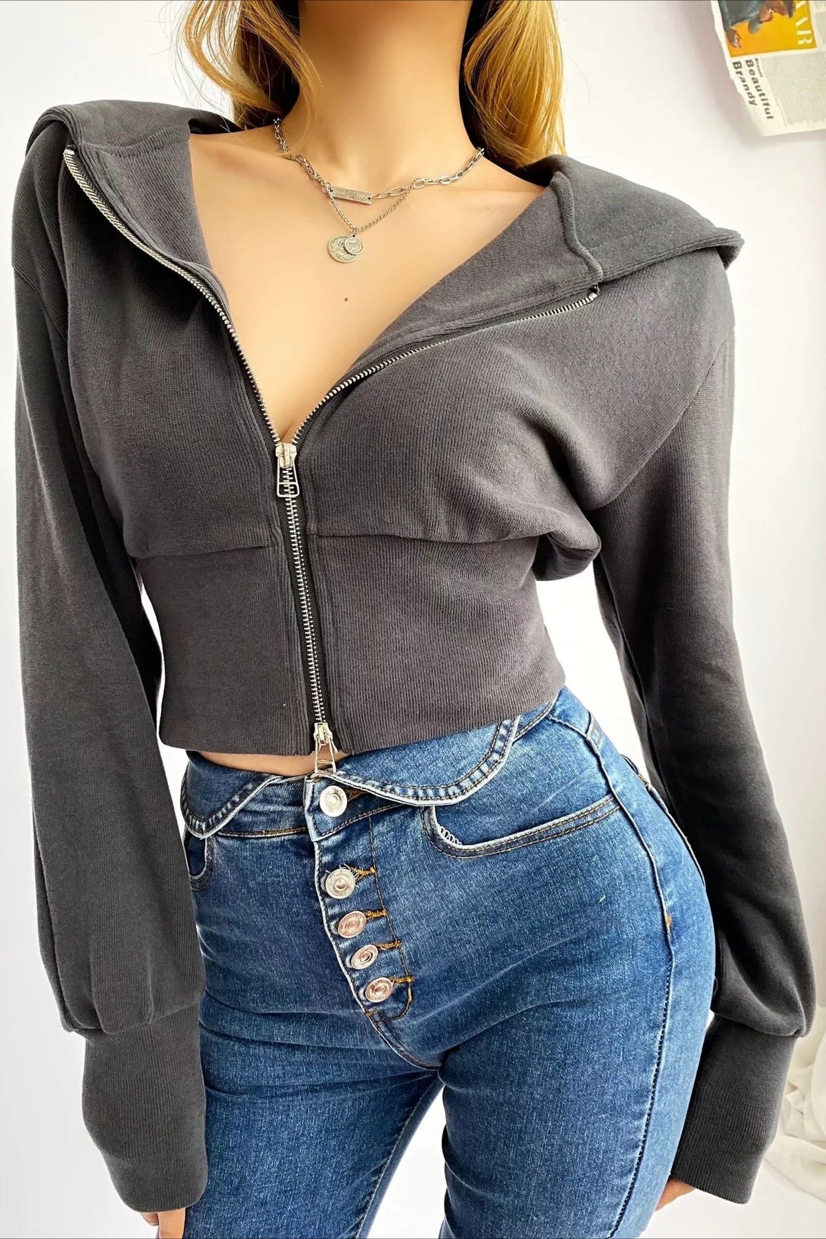 Solid Dual Zipper Slim Cropped Hoodie 4