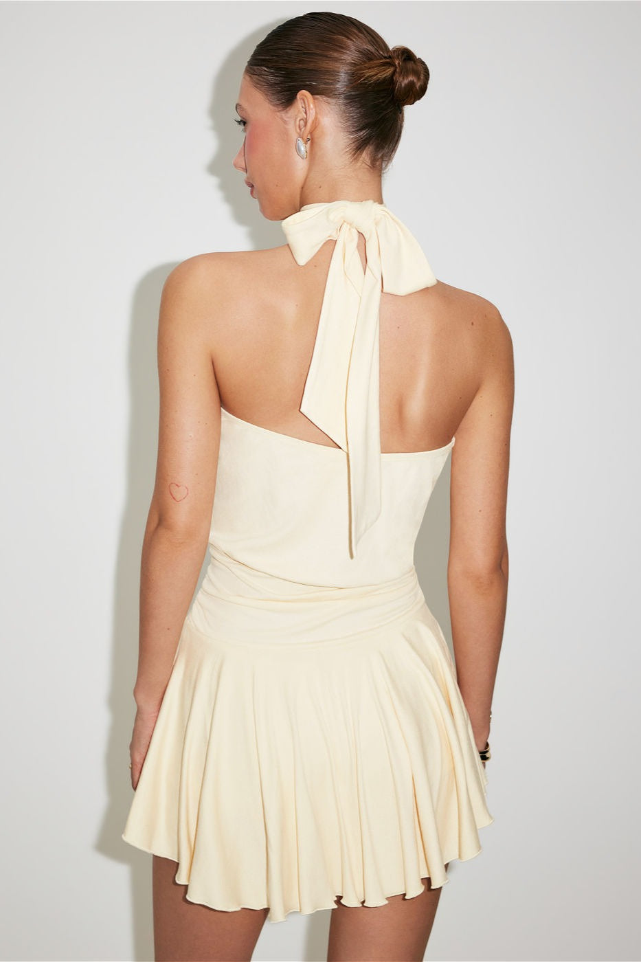 Halter Neck Blouson Ruffle Flare Mini Dress 3