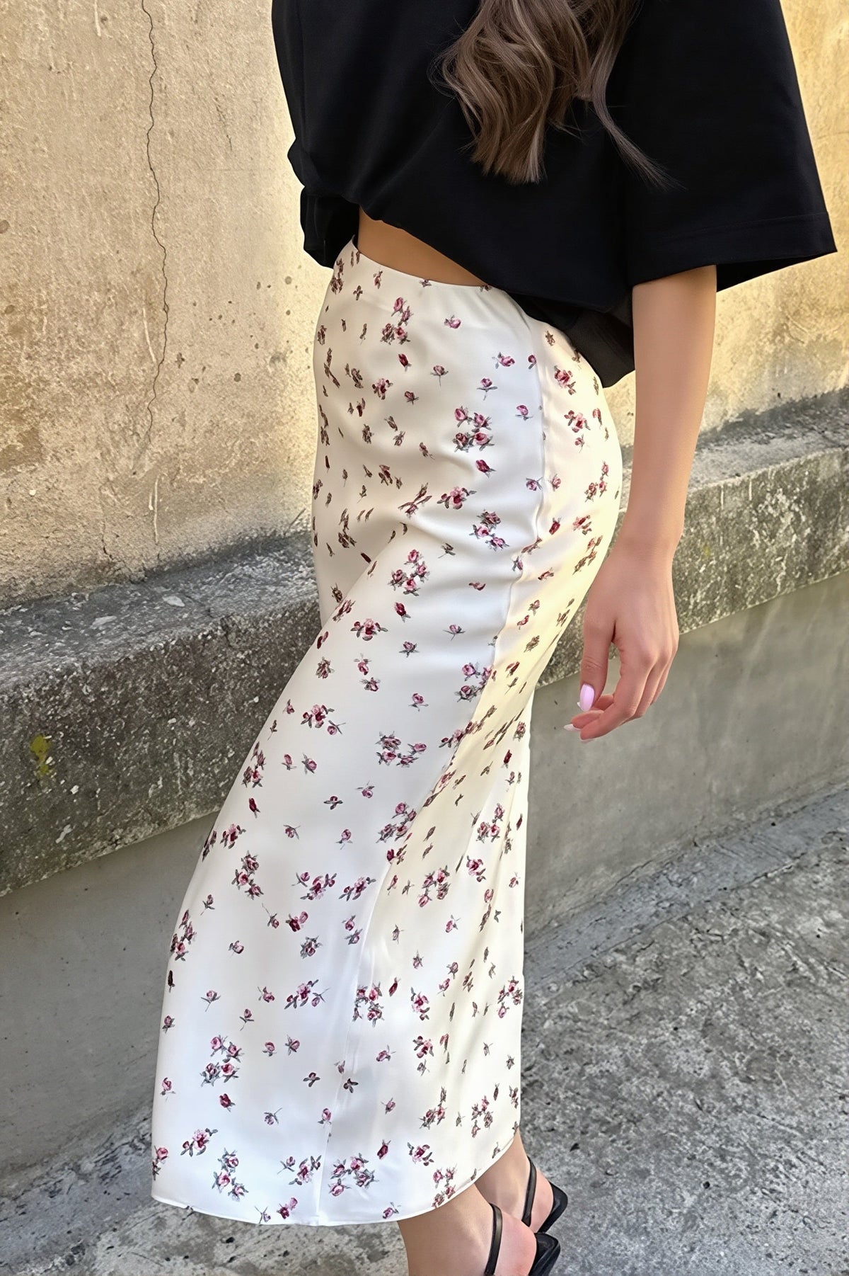 Ditsy Floral Print Bodycon Midi Skirt