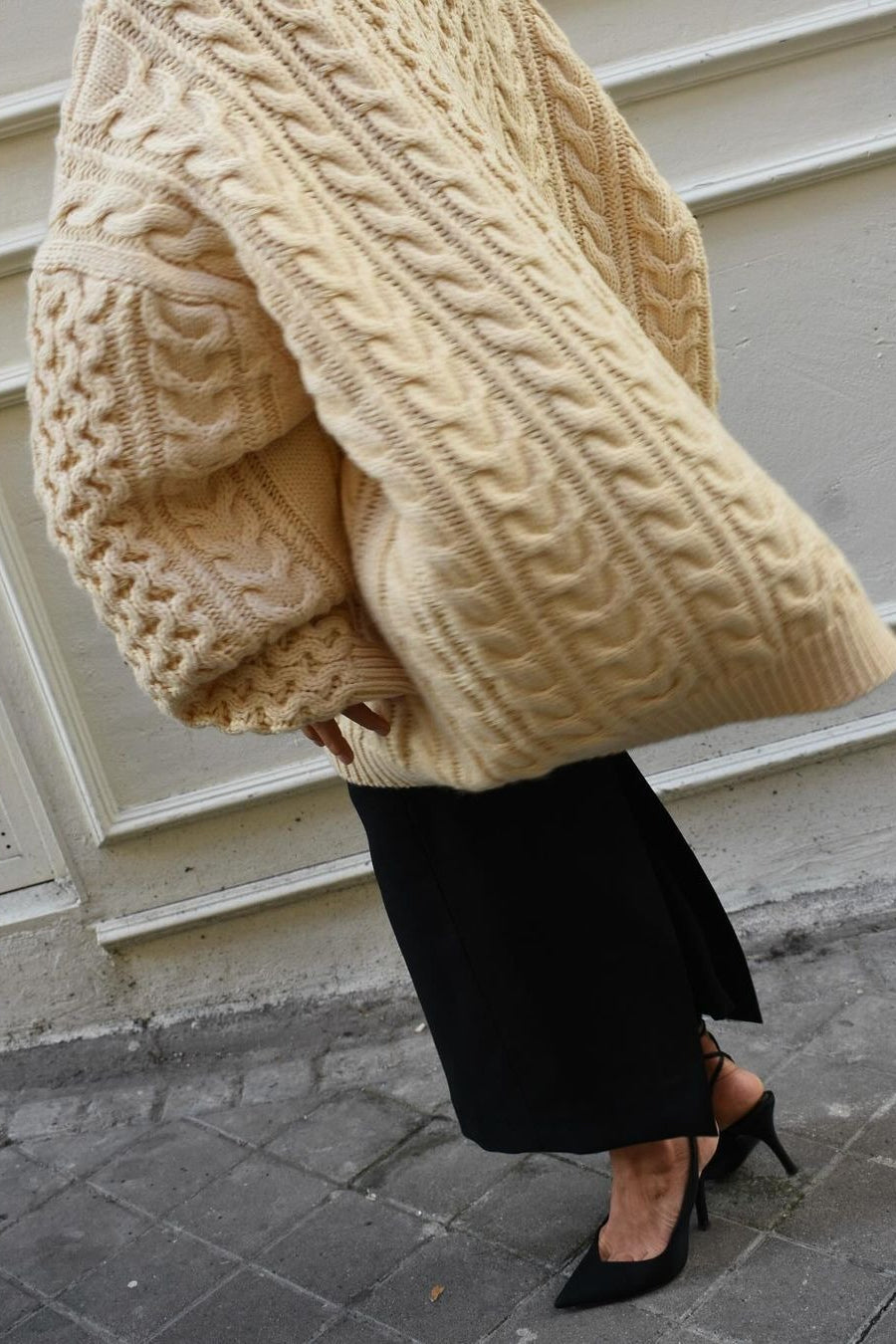 Slouchy Loose Cable-Knit Long Sleeve Sweater