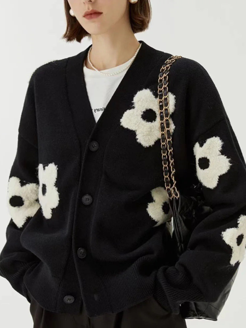 Elegant Jacquard Knit V-Neck Cardigan for Stylish Comfort