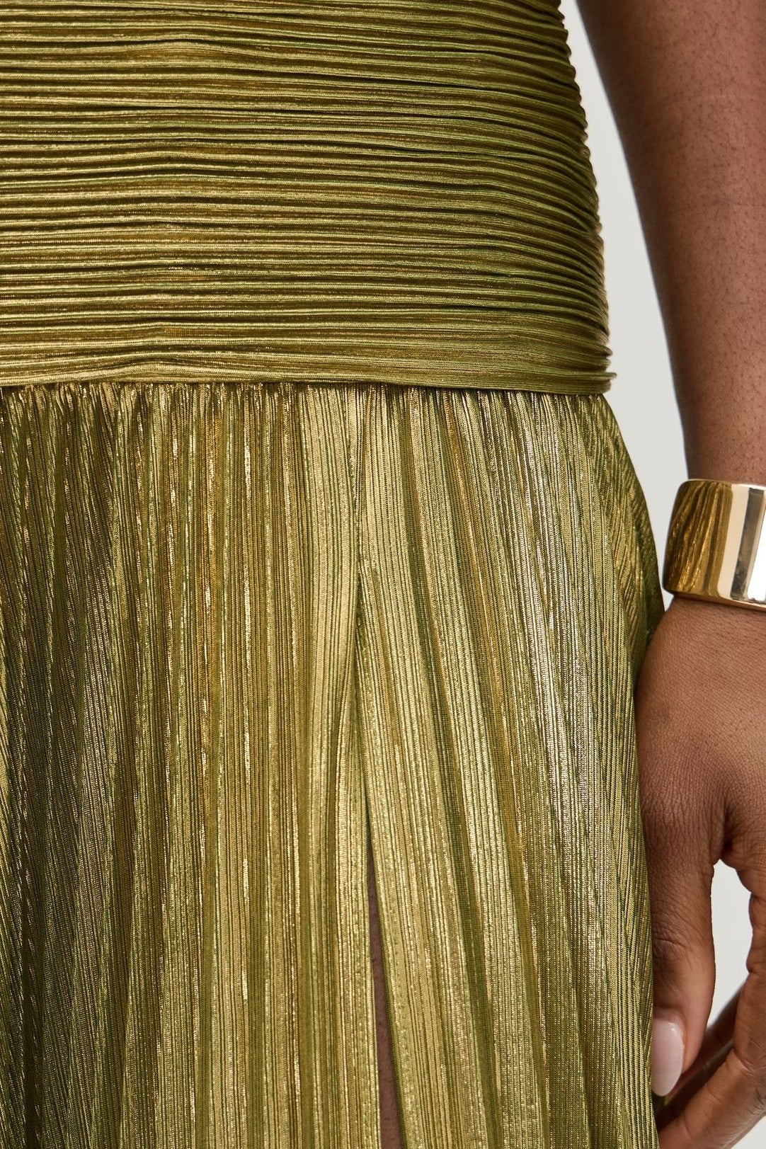 Metallic Pleated Halter Neck Thigh Split Maxi Gown 4