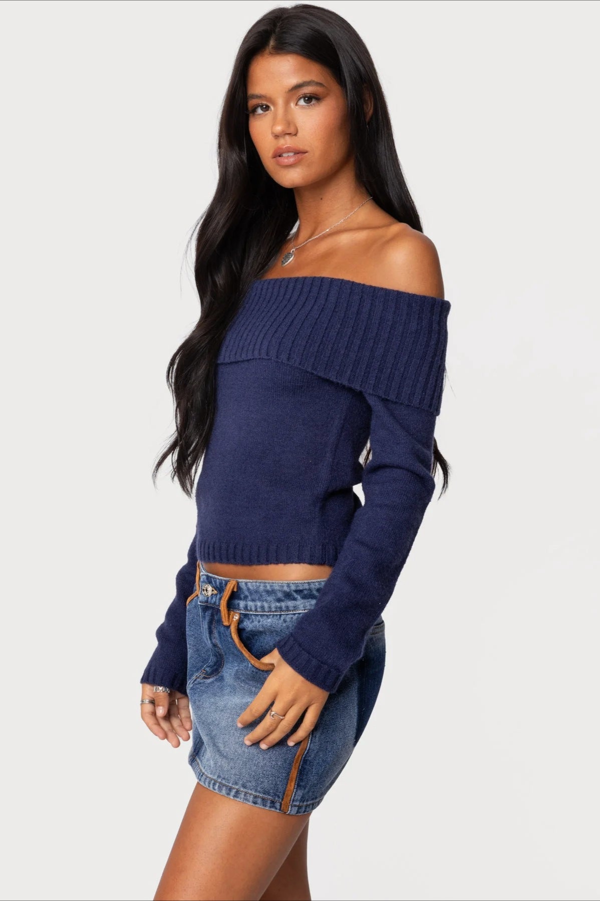Solid Color Off-Shoulder Boat Neck Long-Sleeve Knit Top 4