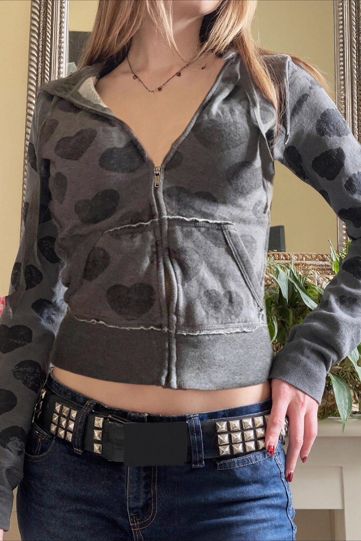 Heart Print Slim Fit Hoodie - Fashionpara