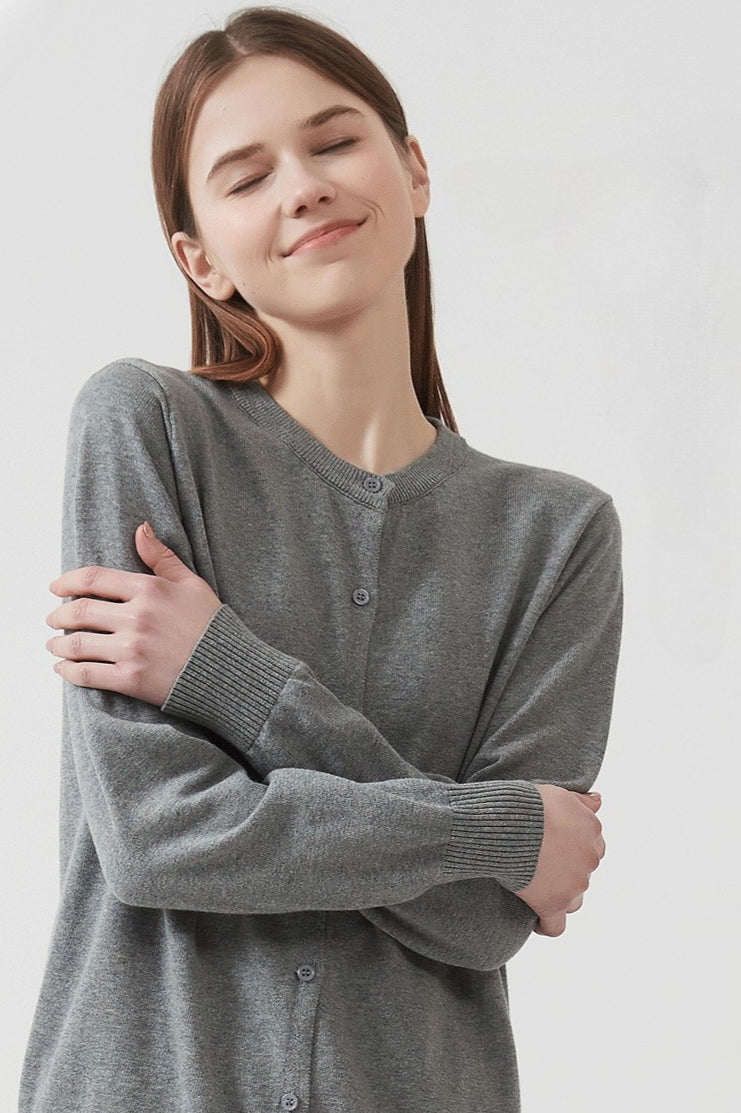 Lightweight Cotton Crew-Neck Cardigan for Effortless Style