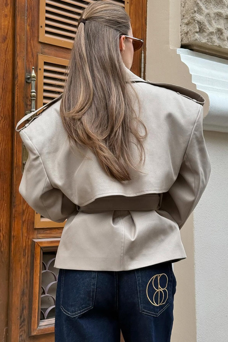 Wide Lapel Belted Short Trench Coat 3