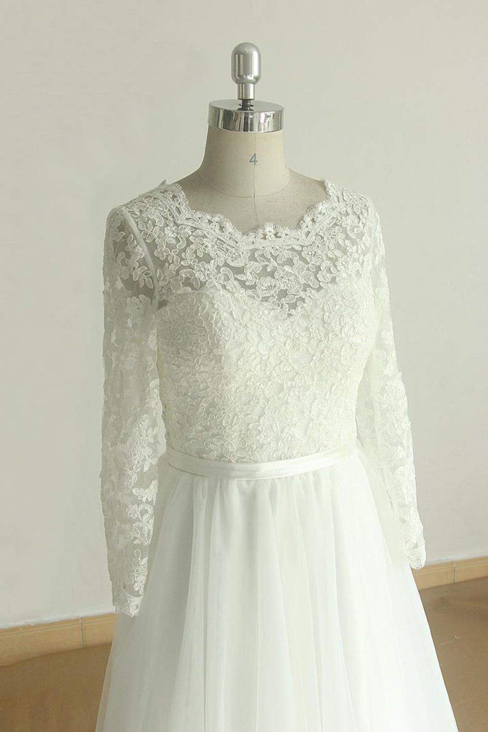 Elegant A-line Lace Tulle Wedding Dress Long Sleeves Appliques Bridal Gowns - Fashionpara