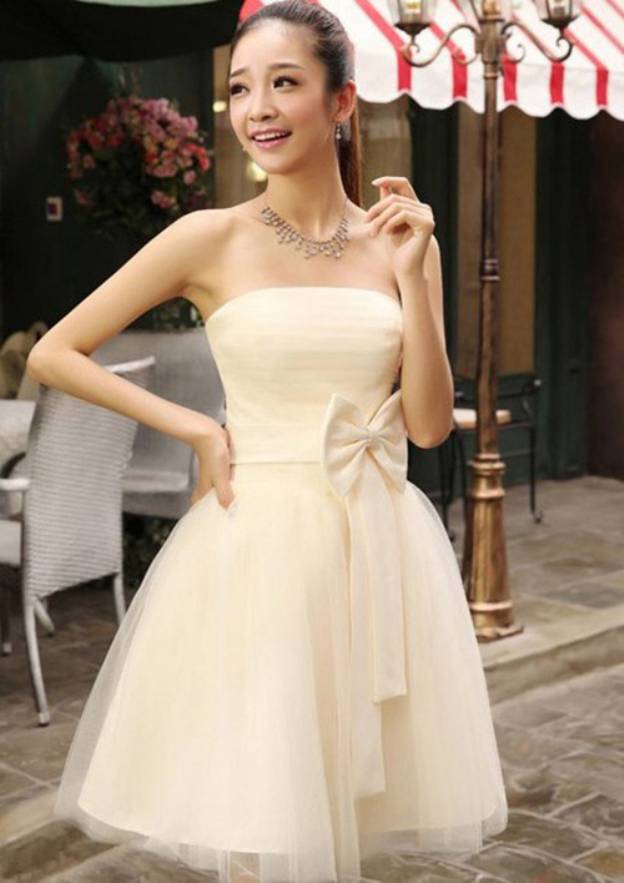 Elegant A-line Strapless Pleated Bowknot Lace Up Mini Bridesmaid Dresses - Fashionpara
