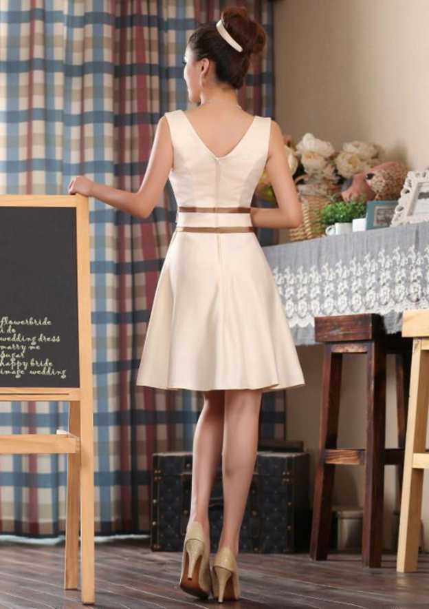 Elegant A-line/Princess V Neck Satin Bridesmaid Dress with Bowknot Pleated Knee-Length - Fashionpara