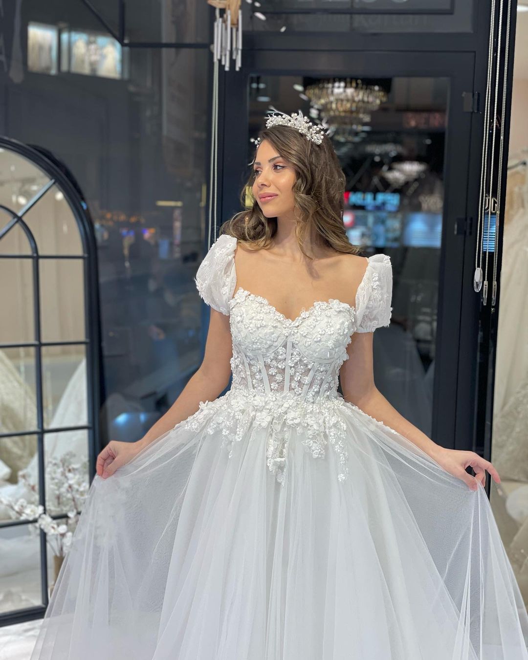 Elegant Floor-Length Sweetheart Short Sleeves A-Line Tulle Wedding Dress - Fashionpara