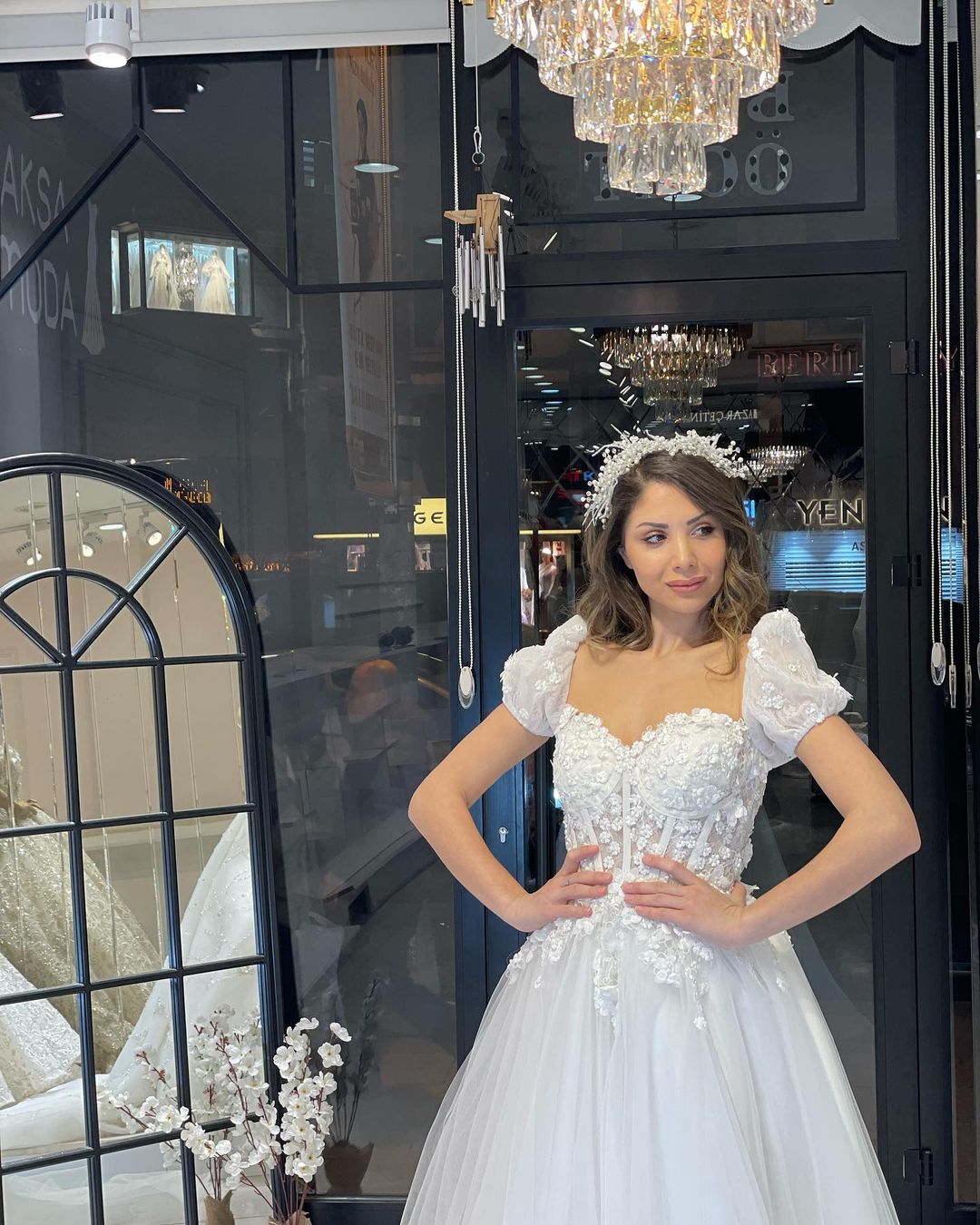 Elegant Floor-Length Sweetheart Short Sleeves A-Line Tulle Wedding Dress - Fashionpara