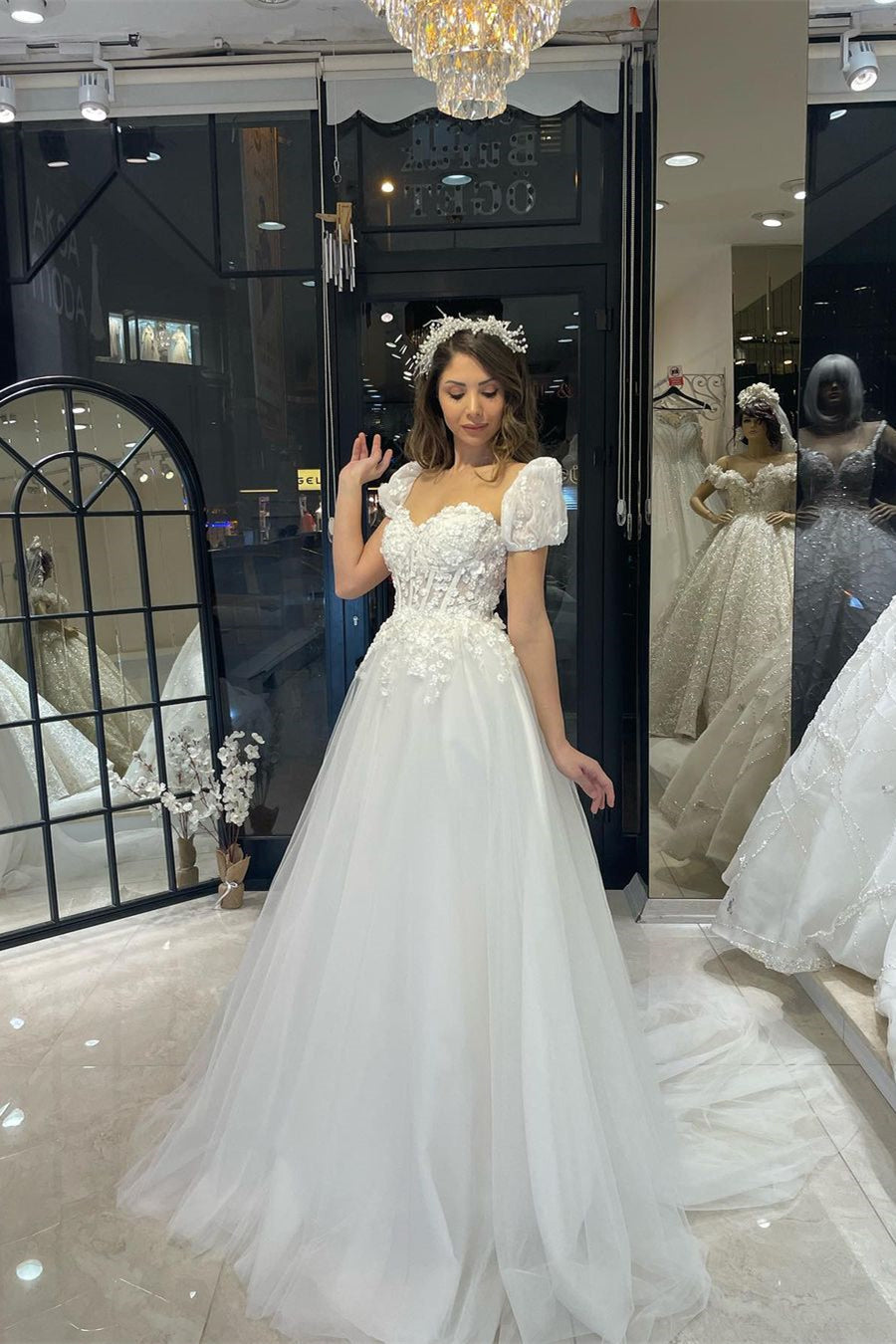 Elegant Floor-Length Sweetheart Short Sleeves A-Line Tulle Wedding Dress - Fashionpara