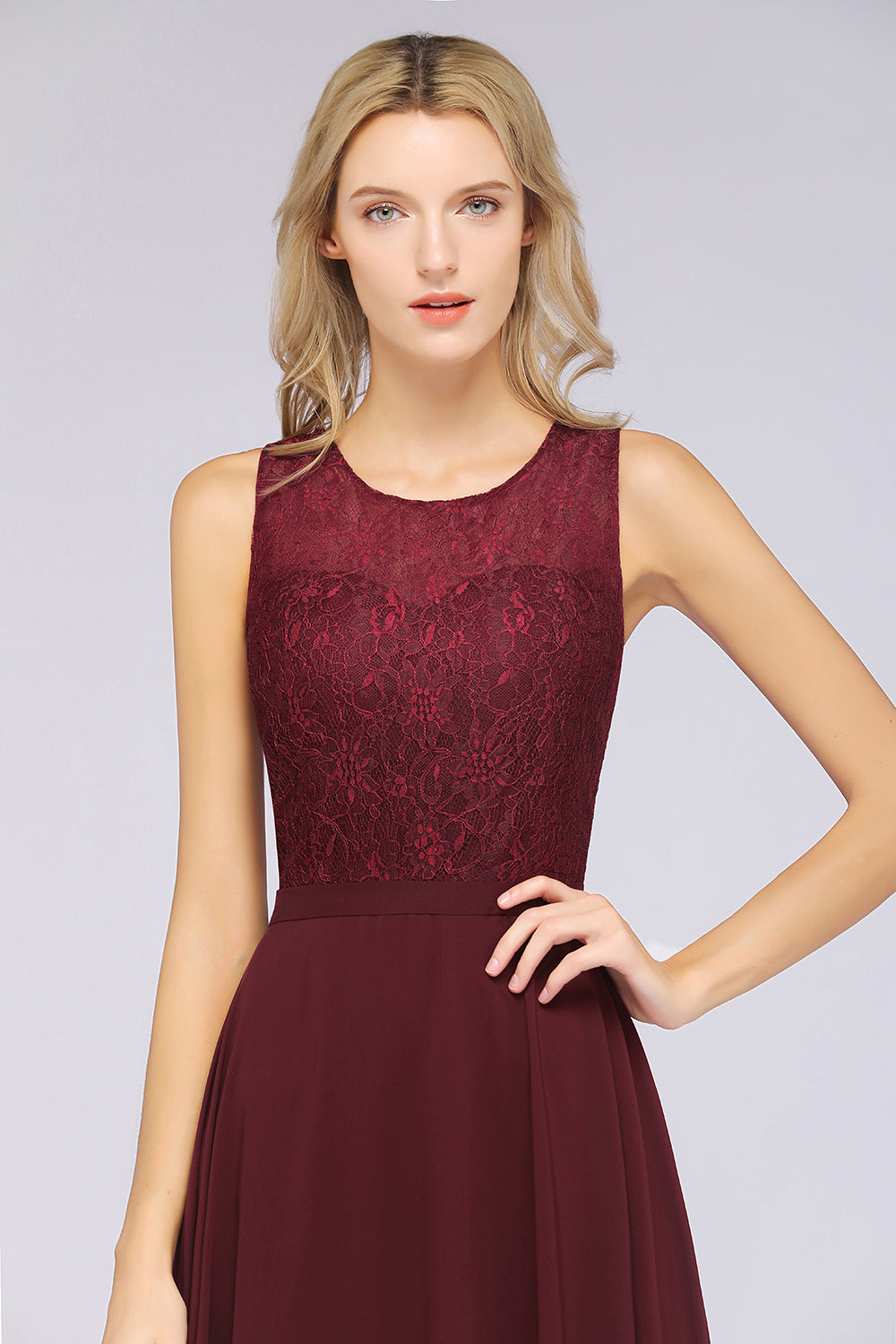 Elegant Roud Neckline Sleeveless Burgundy Lace Bridesmaid Dresses - Fashionpara