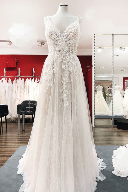 Eye-taking Sleeveless Tulle V Neck Lace A-Line Wedding Dresses - Fashionpara
