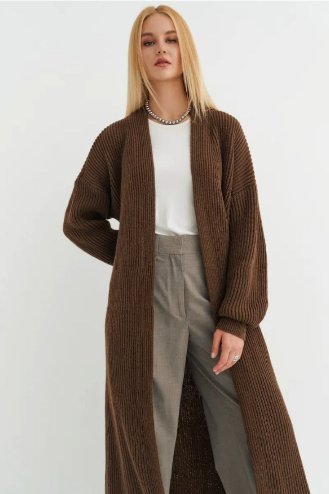 Chic Long-Length Knit Cardigan for Cozy Layering Style