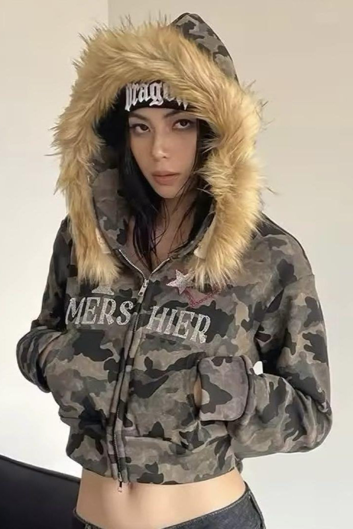 Camo Faux Fur Zip Short Hoodie - Fashionpara