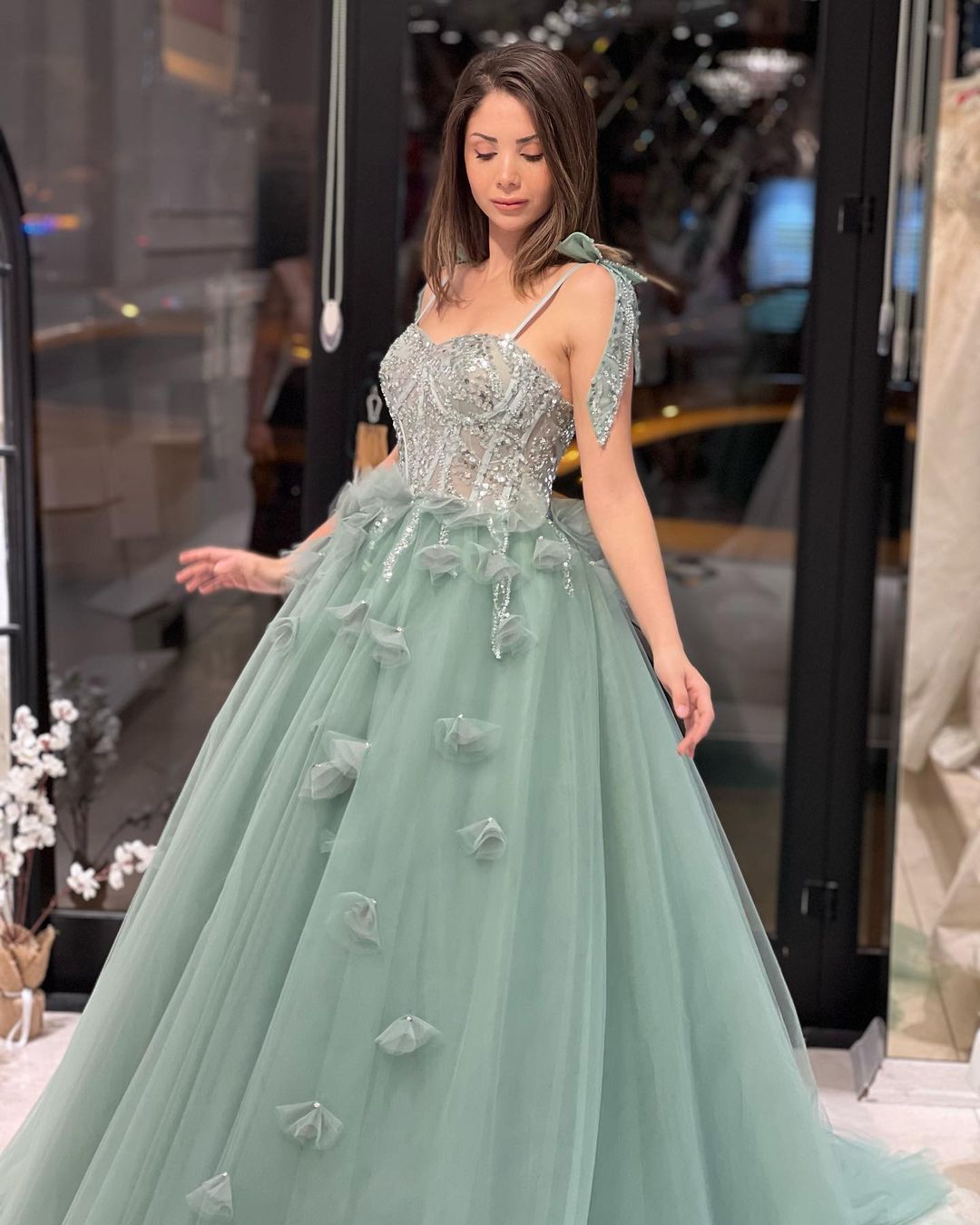 Fabulous Floor-Length Sweetheart Sleeveless A-Line Tulle Wedding Dress with Sequins - Fashionpara