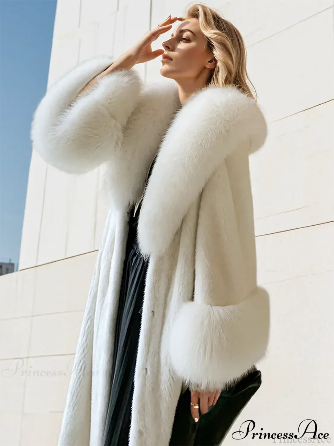 Faux Fur Fur Collar Loose Warm Overcoat White / XS