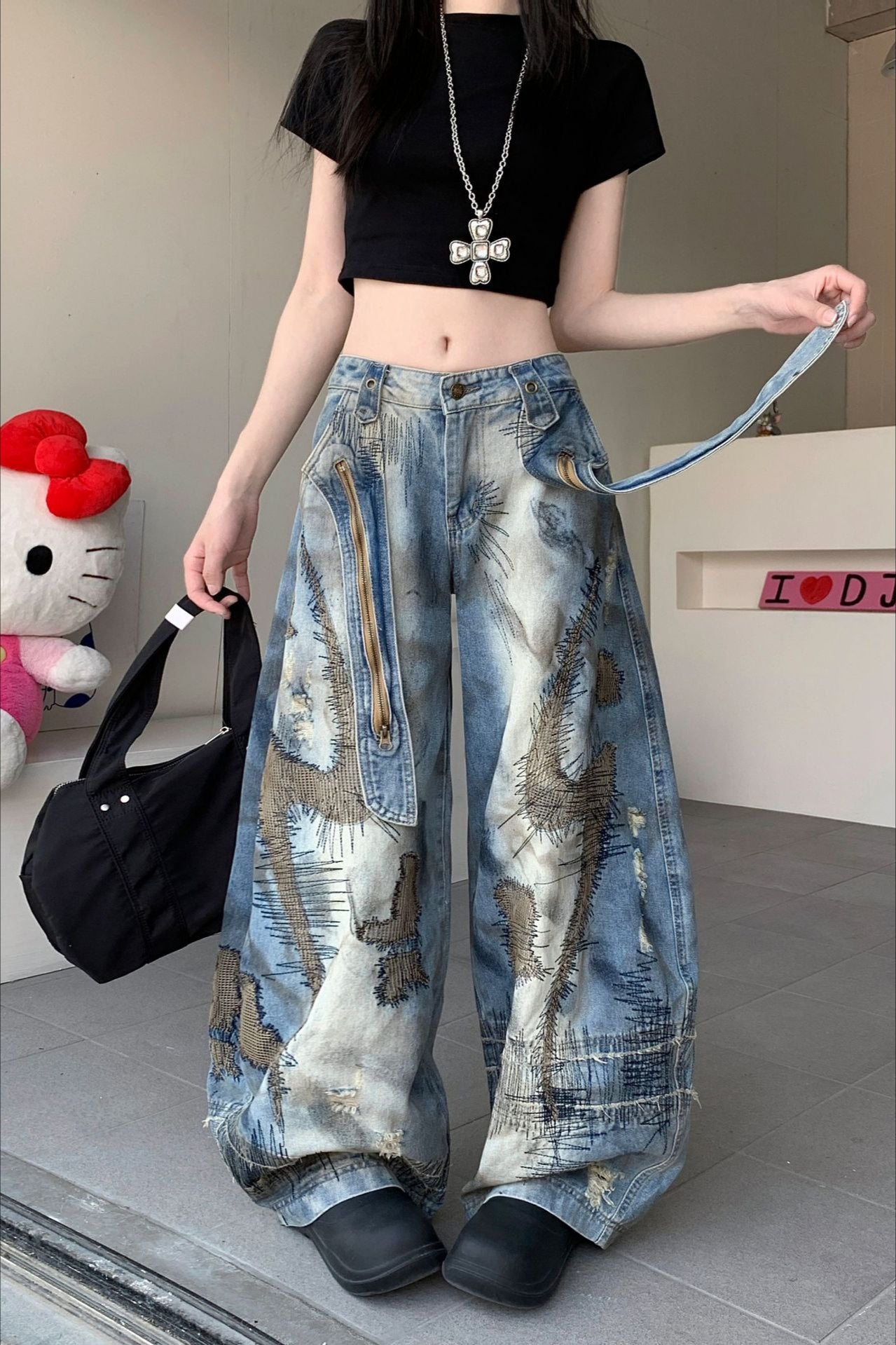 Grunge Embroidered Denim Jeans