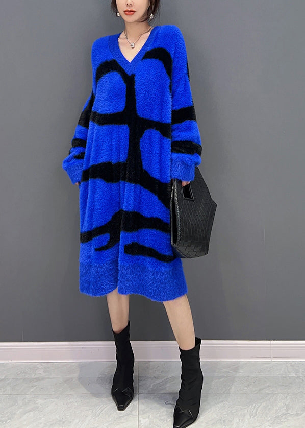 Abstract Stripe Deep V-Neck Long Sleeve Oversized Knit Mini Dress