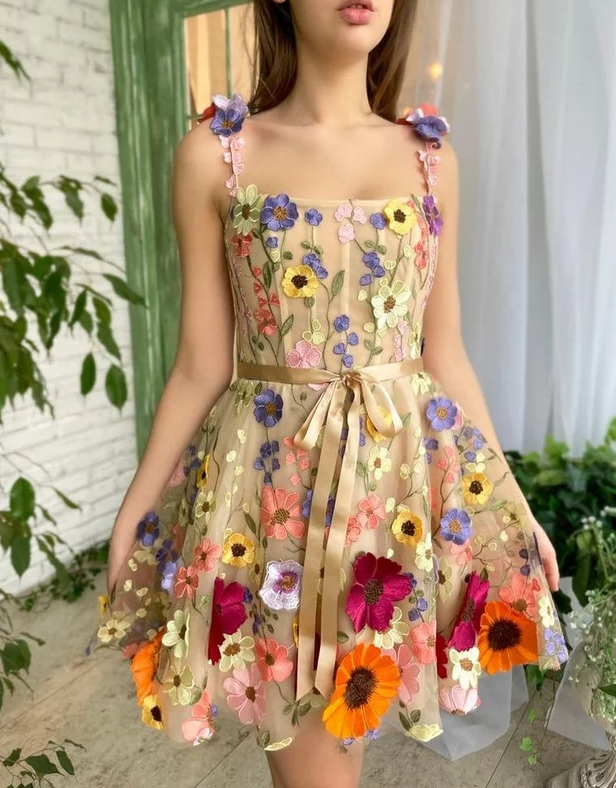 Short wedding dress with beautiful 3d flowers. Unique strapless short Homecoming Dress - Fashionpara
