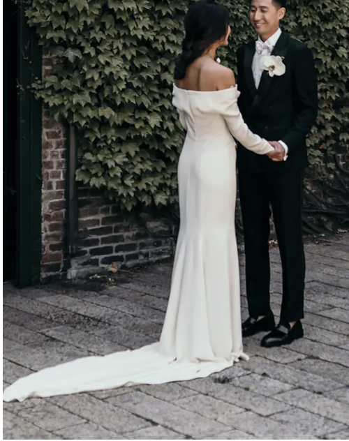 Elegant Off White Unique Wedding Dress Long Bridal Gown