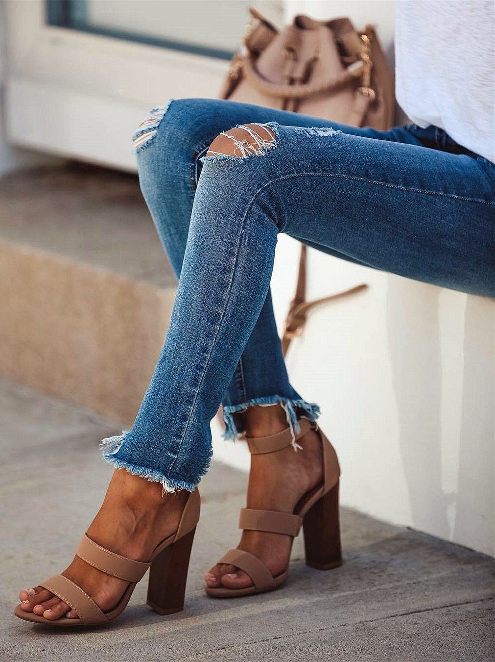 Frayed Hem Slim Jeans