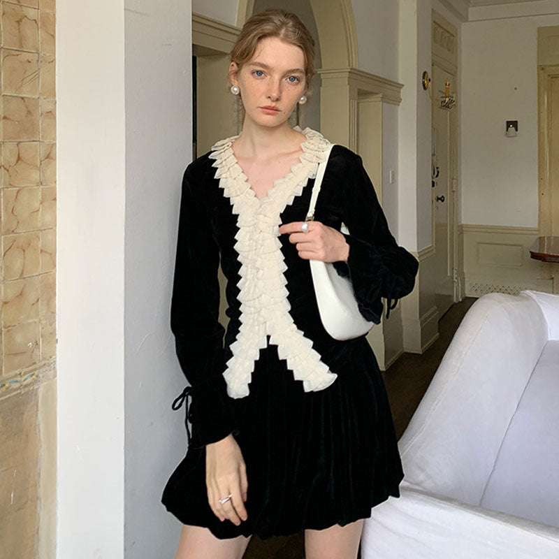 French Style Ruffle V Neck Hook & Eye Flared Long Sleeve Knit Cardigan - Black - Fashionpara