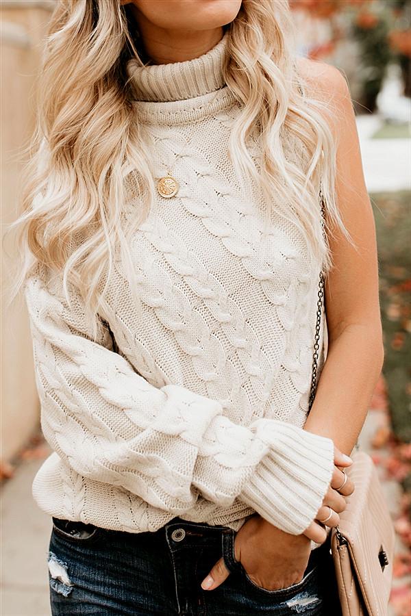 RadyRin Frost Cable Knit One Sleeve Sweater in White