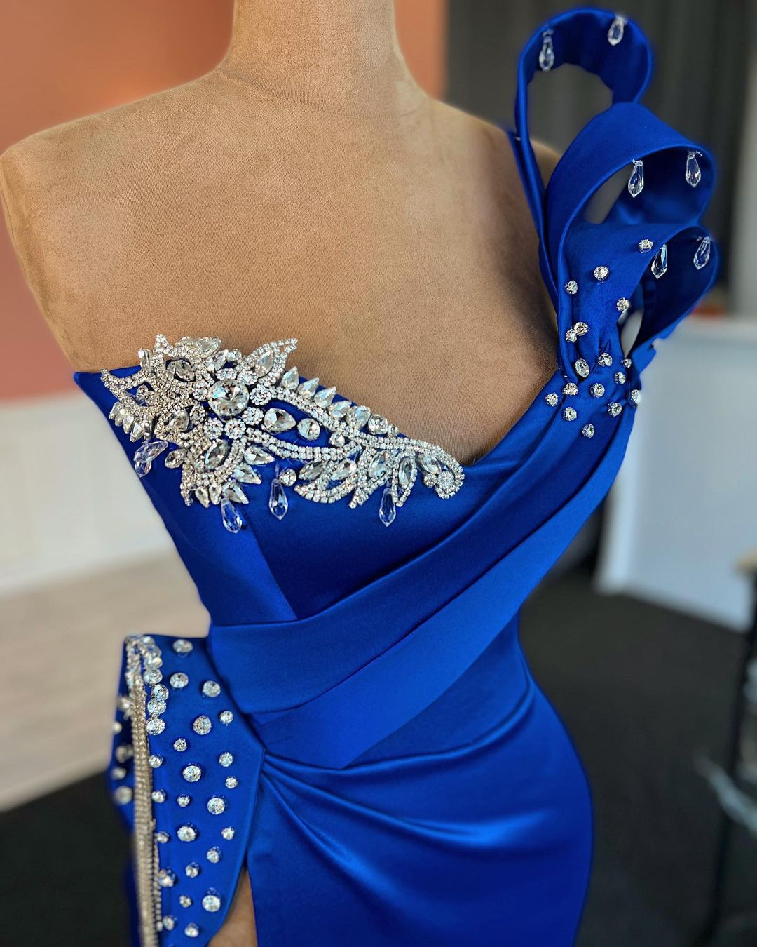 Charming Royal Blue One Column Shoulder Jewels Prom Dress With Slit - Fashionpara