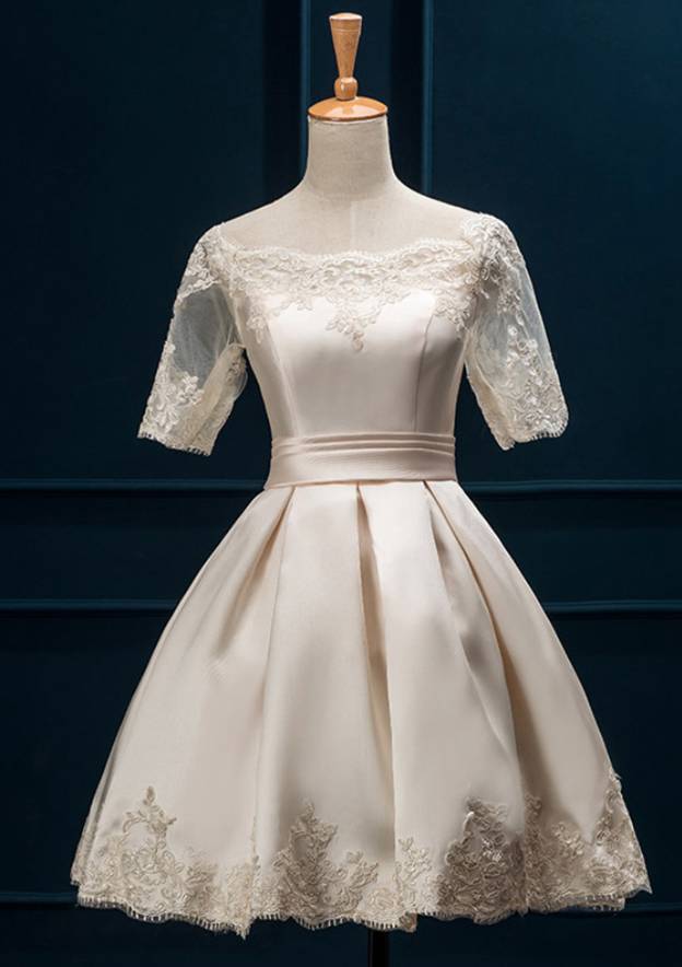 Glamorous Satin Appliqued Lace Elegant A-line/Princess Knee-Length Cocktail Dress - Fashionpara