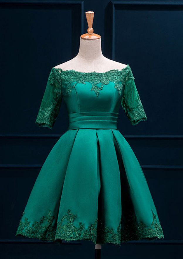 Glamorous Satin Appliqued Lace Elegant A-line/Princess Knee-Length Cocktail Dress - Fashionpara