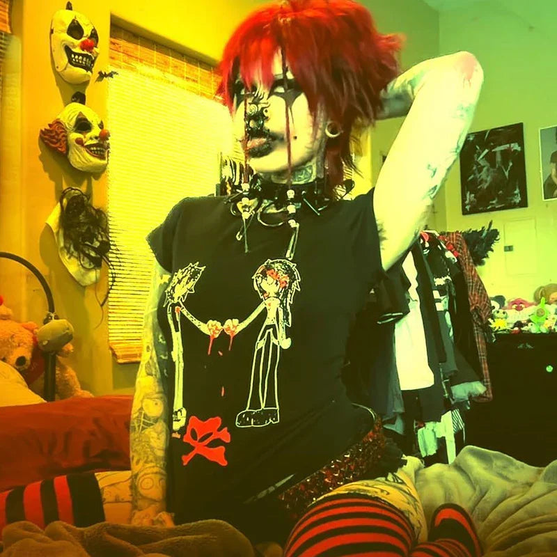 Gothic Printed Cropped Vintage T-shirt