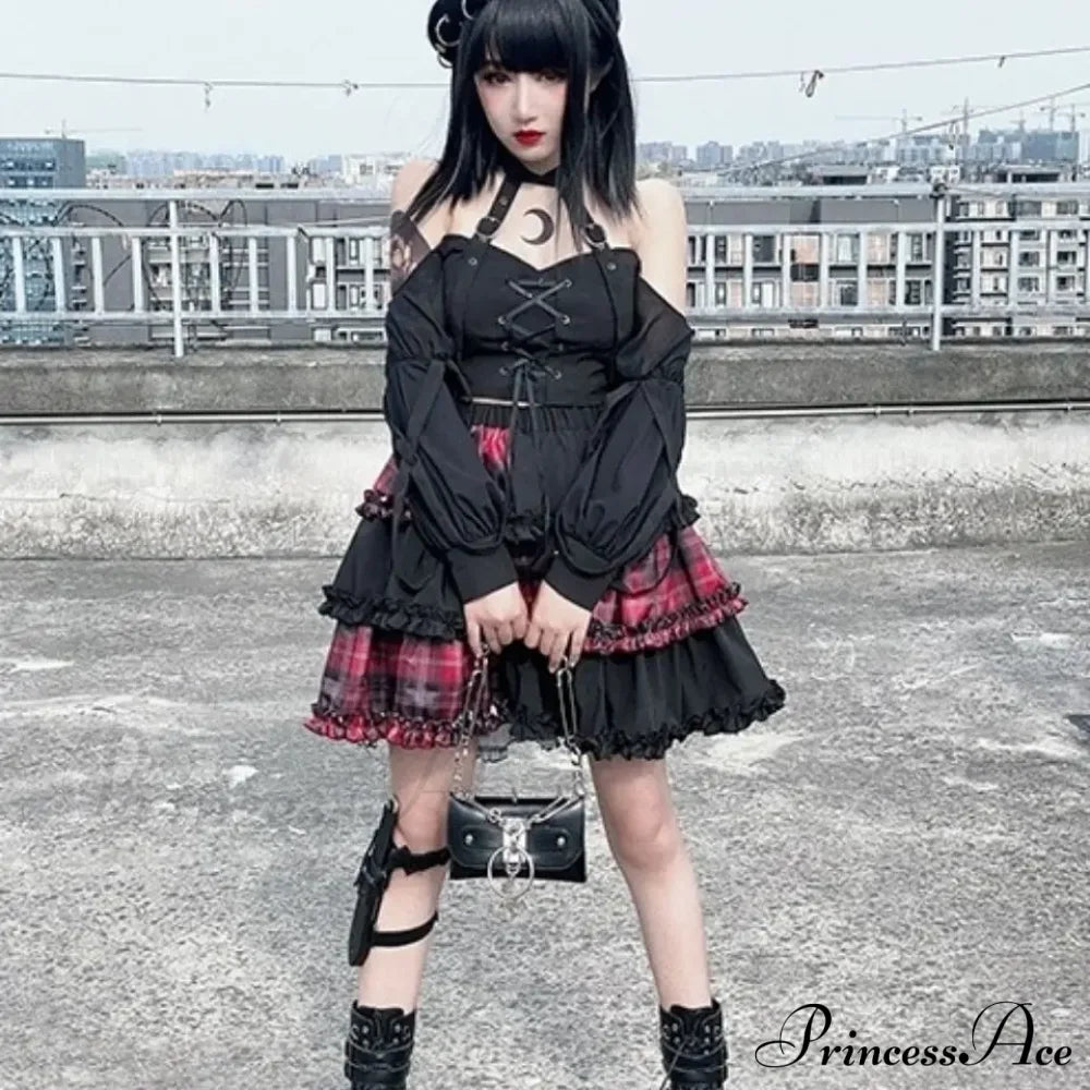Harajuku Dark A-line Petticoat Skirt with Red Plaid Detail