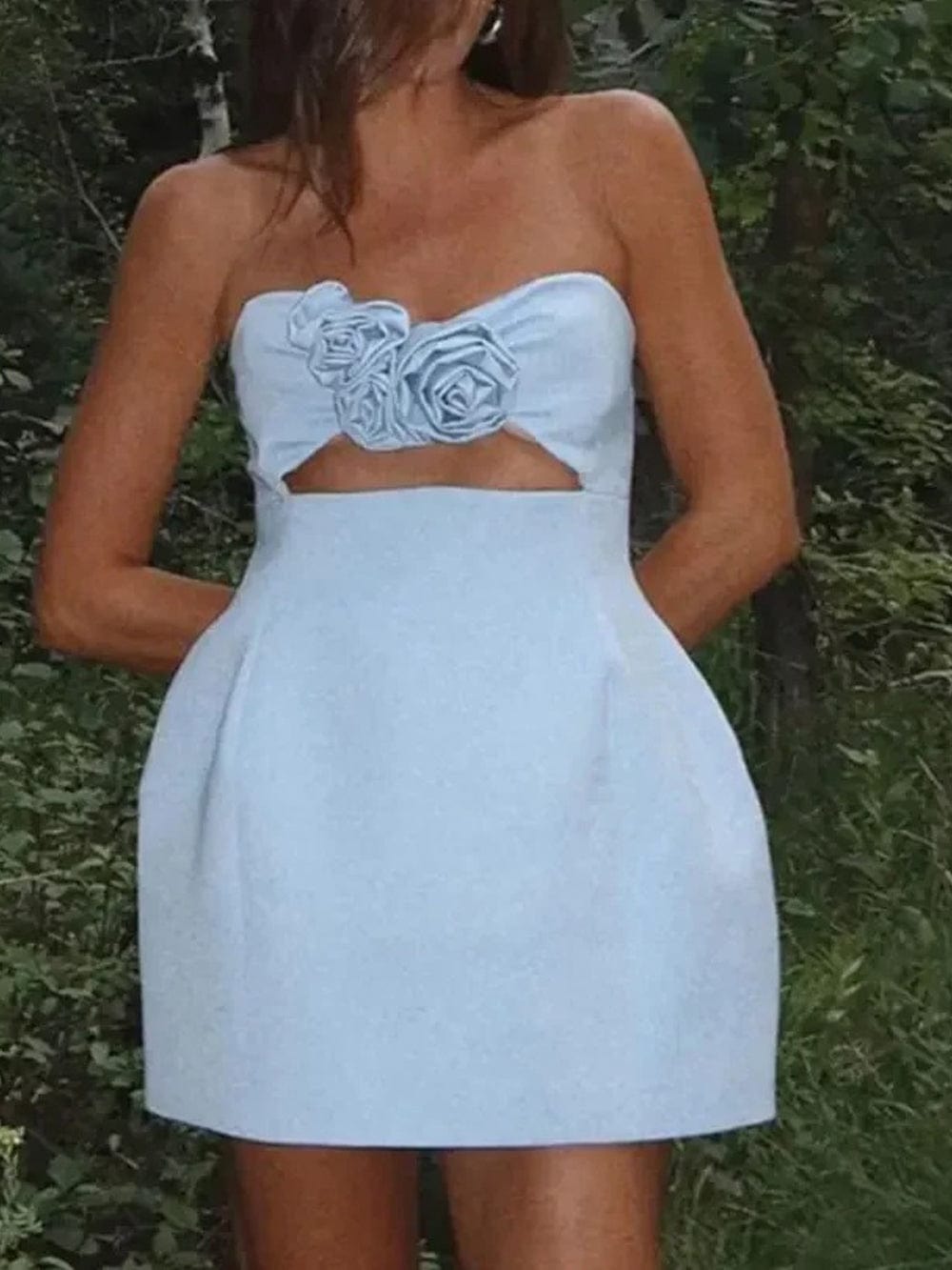 Backless Flower Cut - Fashionpara