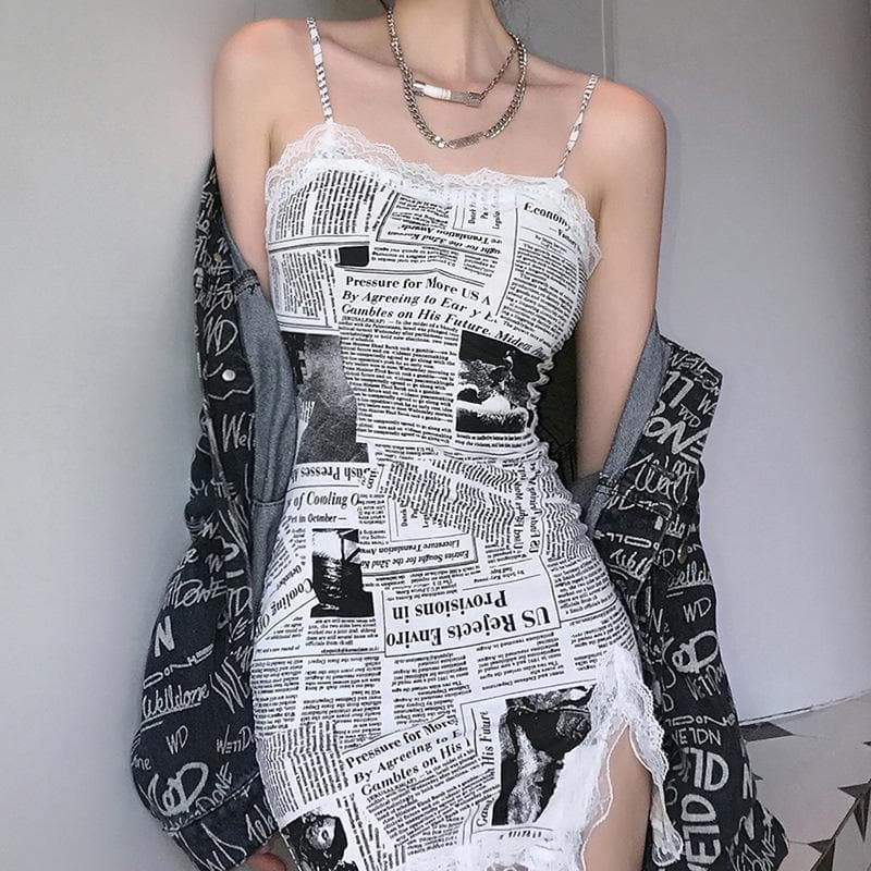 Newspaper Print Lace Trim Spaghetti Strap Sweetheart Mini Dress - View 2
