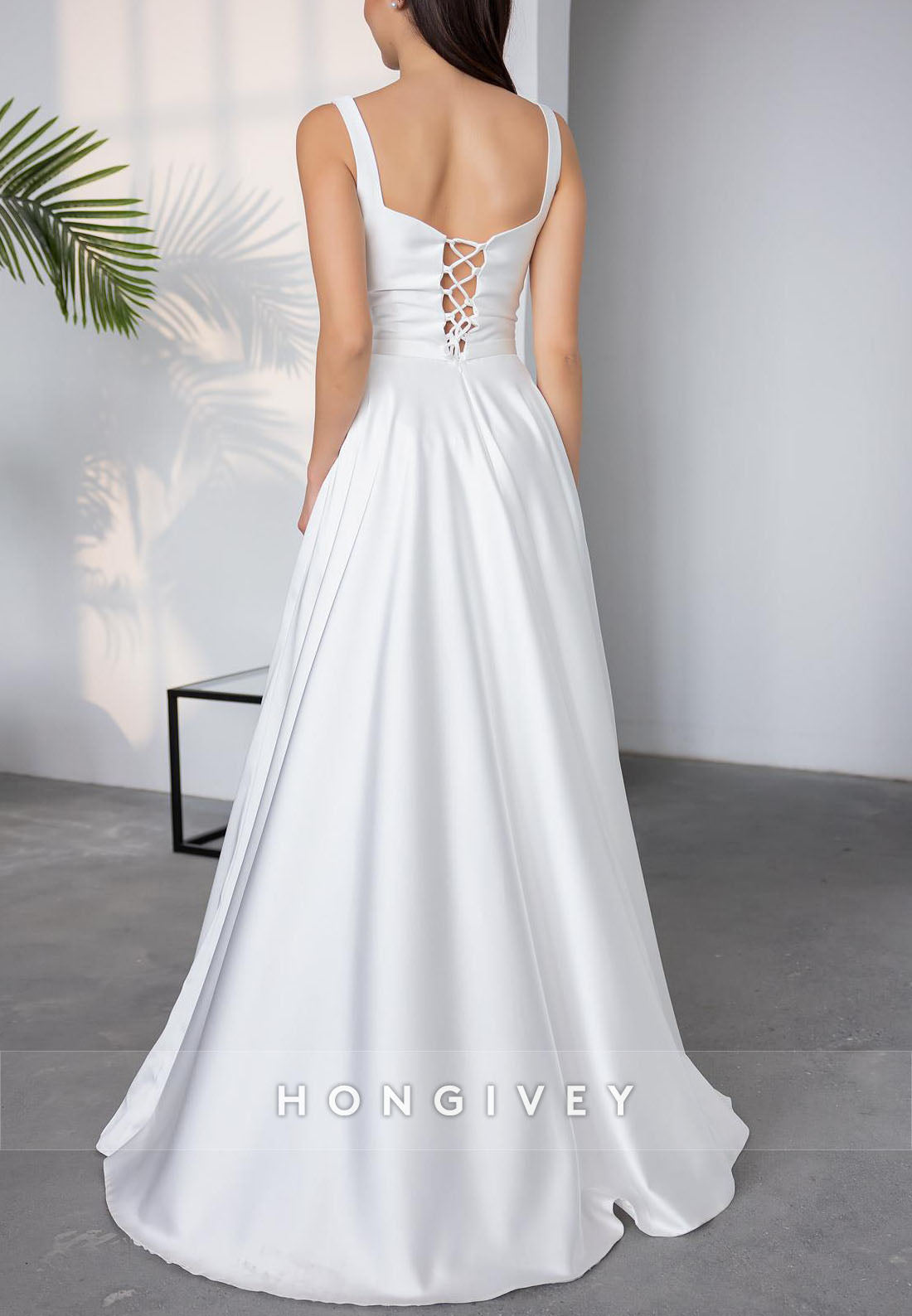 Simple Crisscross Back A-line Wedding Guest Dresses Square Regular Straps Pleated Evening Gown