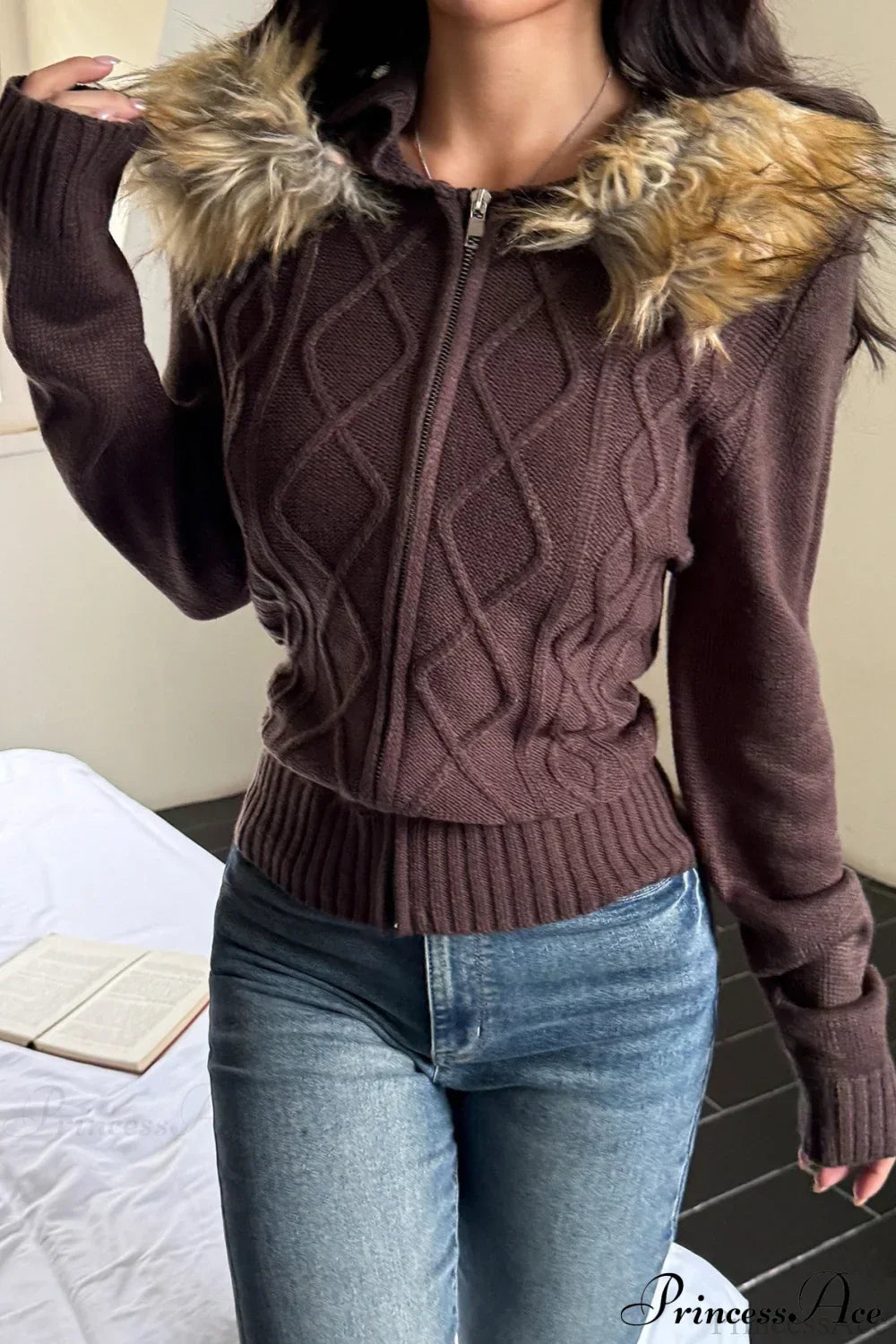 Knitted Fleece Collar Waist-Cinched Zip Hoodie