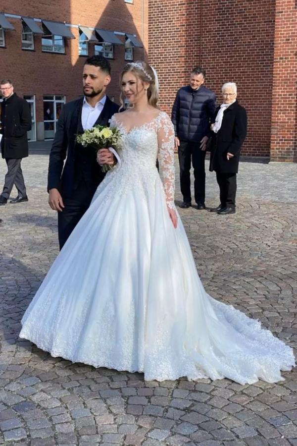 Long Sleeves Lace Wedding Dress Princess V-Neck On Sale - Fashionpara