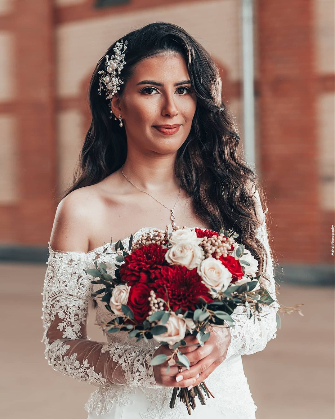 Long Sleeves Off-the-Shoulder Wedding Dress Mermaid With Appliques - Fashionpara