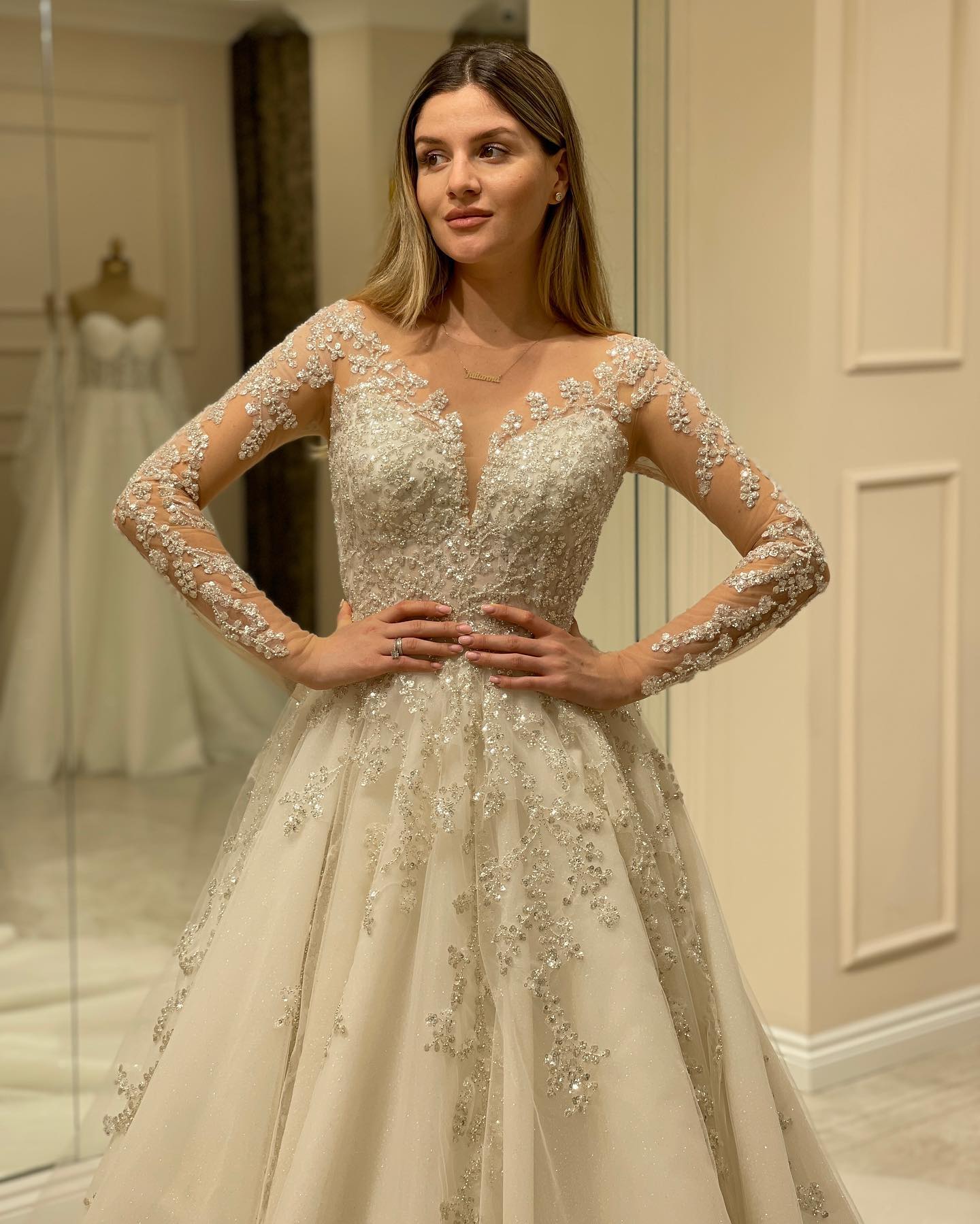 Long Sleeves Wedding Dress Lace Appliques A-Line - Fashionpara