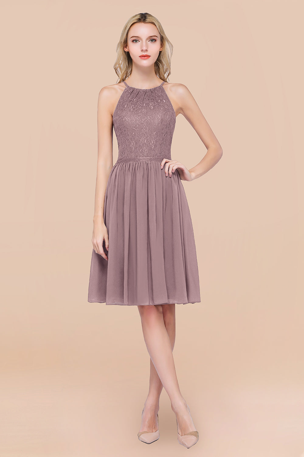 Lovely Burgundy Lace Short Bridesmaid Dresses With Spaghetti-Straps