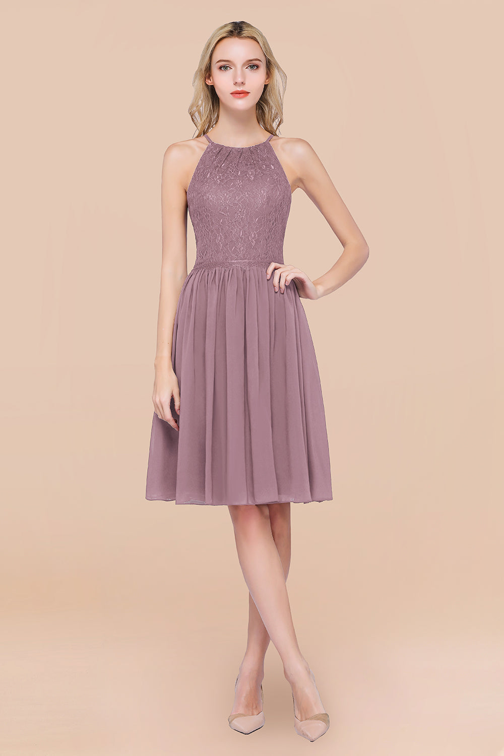Lovely Burgundy Lace Short Bridesmaid Dresses With Spaghetti-Straps
